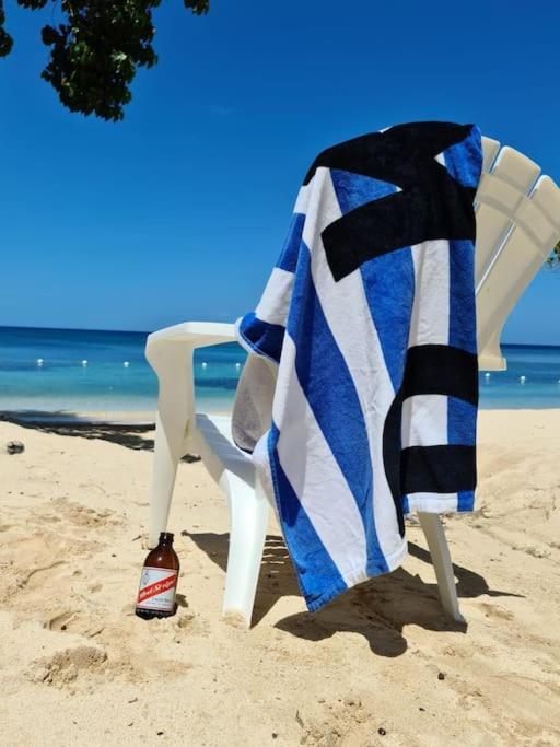Townhouse By The Bay, Little Bay Country Club ,Negril Villa Orange Bay Luaran gambar